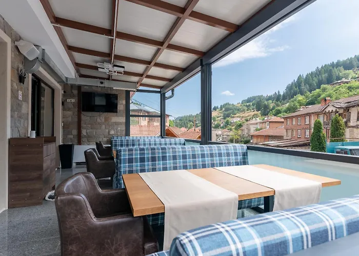 Gasthof чудните мостове Zabŭrdo